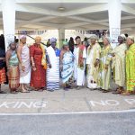 QUEEN MOTHERS CALL ON MINISTER